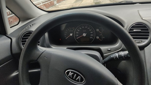 Kia New Carens Ex