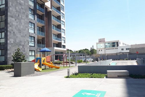 Departamento En Venta En Planta Baja Con Amplia Terraza En Latitud La Victoria Querétaro