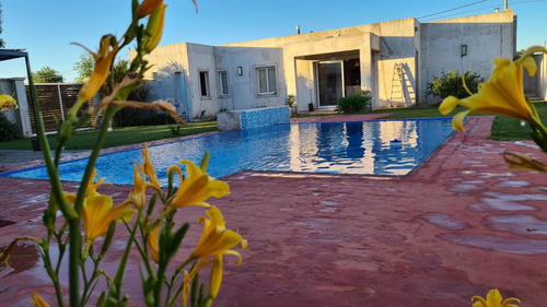 Imagen 16 de 18 de Casa Quinta En Alquiler Por Día Para 6 Personas.