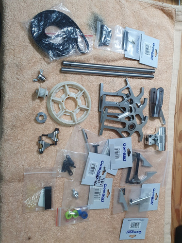 2 Helicópteros Compass 7hv Kit Mec. (1 Kit Incompleto)+peças Branco (Usado)