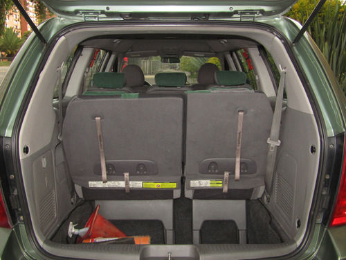 Kia Carnival 2.9 Lx Crd Mt Diesel