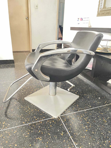 Imagen 2 de 5 de Silla Hidráulica Peluquería Salón De Belleza Barbería