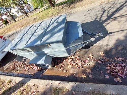 Imagen 2 de 18 de Trailer Batan Con Tapa (excelent Estado) Modelo 2021