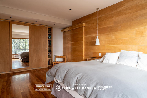 Venta - Exclusiva Casa De 8 Ambientes, 5 Dormitorios, 6 Baños En Barrio Las Vertientes.