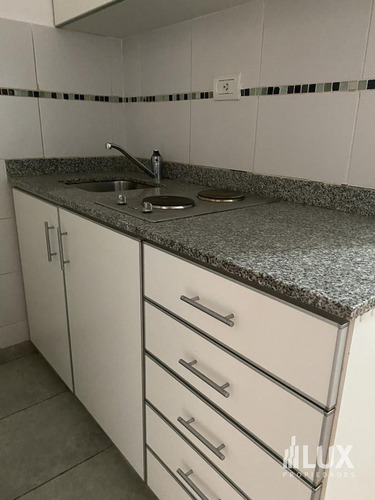 Imagen 7 de 28 de Venta Departamento Mono Dividido Dorrego Y Pellegrini - Posibilidad Oficina - Zona Tribunales
