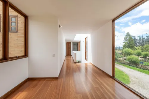 Casa En Venta En Canelon. Cod V5821
