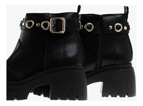 Bota Plataforma Con Hebilla Becatorce Heyas