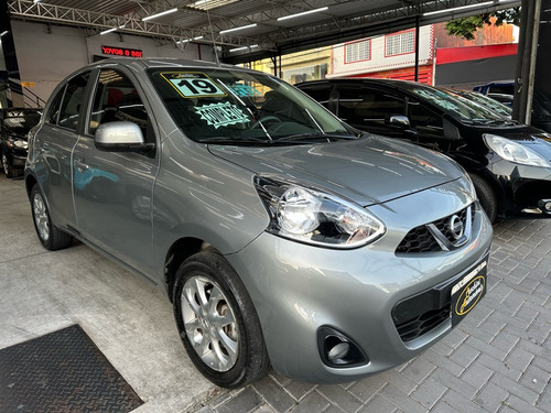 Nissan March Nissan March 1.6 16V SV CVT (Flex)