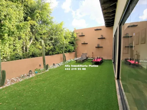 Residencia Con Alberca En Balcones De Juriquilla