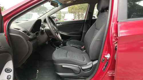 Hyundai Accent NB ADVANCE