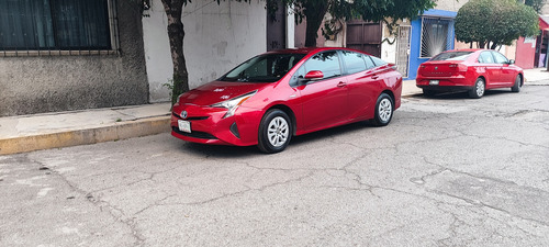 Toyota Prius 1.8 Base Cvt