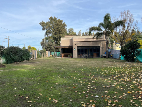 Casa En Lobos