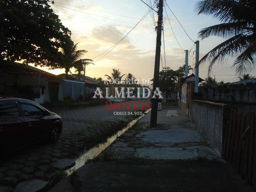 Imagem 26 de 28 de Casa Com Piscina 3 Dorms - V968