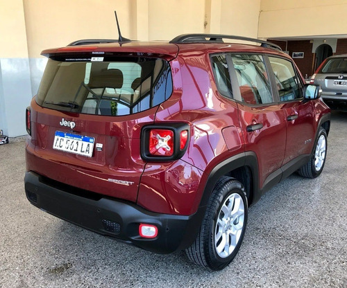 Imagen 6 de 13 de Jeep Renegade Sport