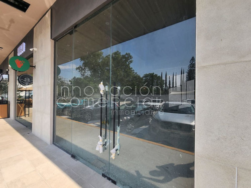 Local En Renta En Jurica, Plaza Depoint, En Planta Alta Con Terraza