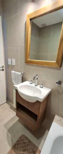 Departamento Bariloche, Alquiler Temporario. Excelente Ubicacion, Con Balcon Terraza A Estrenar