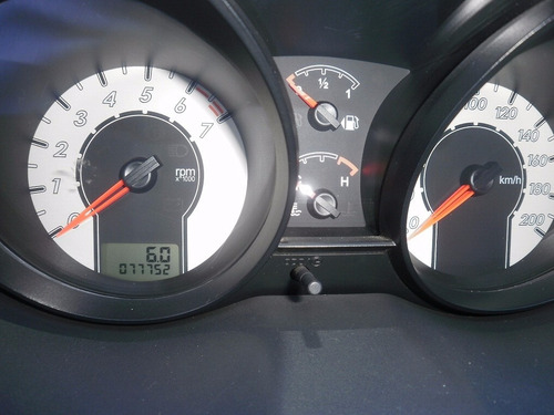 Ford Fiesta Sedan 1.6 Flex - 2008