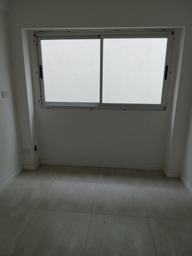 Imagen 11 de 15 de Venta Departamento 3 Ambientes En Parque Patricios, Capital