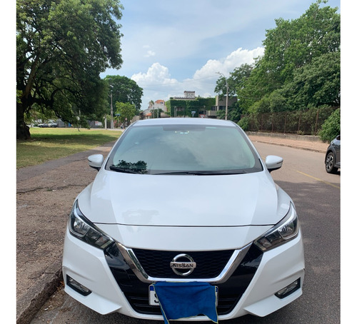 Nissan Versa 1.6 Advance