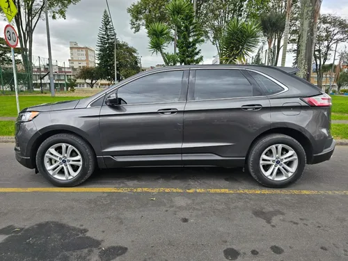 Ford Edge 2.0 Titanium
