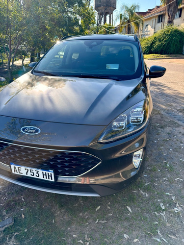 Ford Kuga 2.5L Híbrida Titanium 4x4 AWD