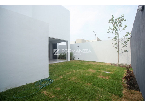 Casa Nueva En Venta En Albaterra Residencial En Colima