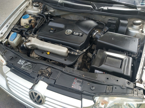 Volkswagen Bora 1.8 T Highline