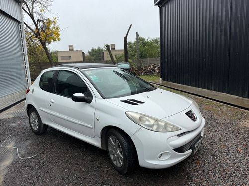 Peugeot 207 1.6 Feline 106cv