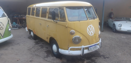 Imagem 4 de 13 de Volkswagen Kombi Corujinha