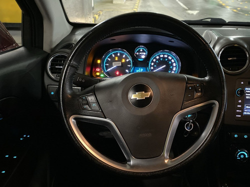 Imagen 12 de 18 de Chevrolet Captiva Sport 3.0 Full Equipo