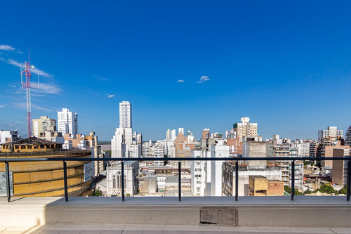 Imagen 28 de 30 de Buenos Aires 1079 05 01