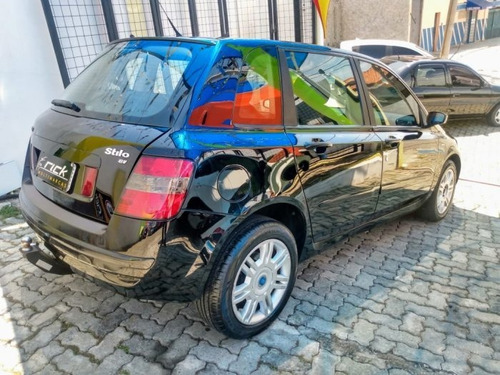 Stilo 1.8 Mpi Connect 16v Gasolina 4p Manual