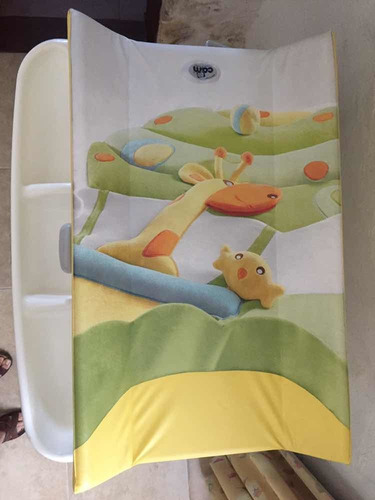 Bañito Con Cambiador, Cam