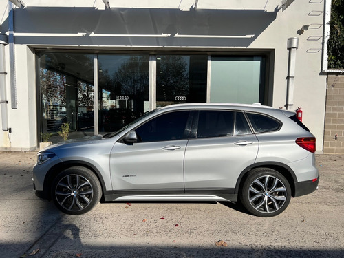 Imagen 5 de 9 de Bmw X1 25i Xdrive