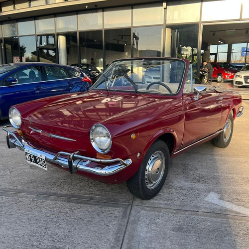 Imagen 3 de 12 de Fiat 800 Spider 1967
