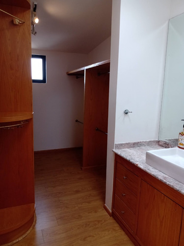 Noche Depaz, Town House Con Terraza Privada