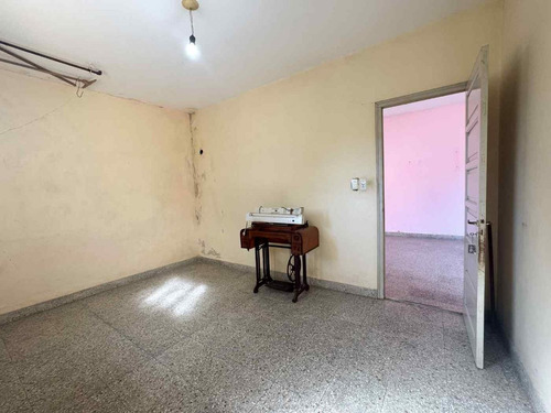 Gran Casa De 2 Dorm Y Jardín En San Jerónimo Norte