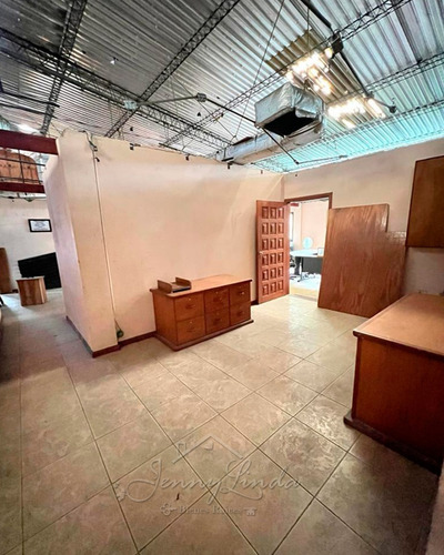 Venta Galpón Zona Industrial La Victoria Aragua