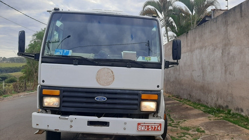 Ford Cargo. 1317