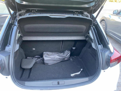 Imagen 10 de 15 de Opel Corsa 1.5 Diésel