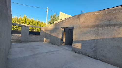 Venta Casa En Obra Gruesa-las Compuertas