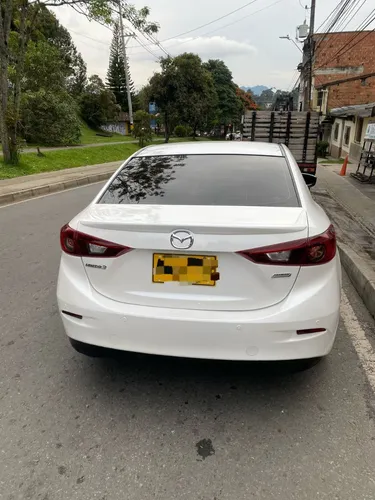 Mazda 3 2.0 Touring