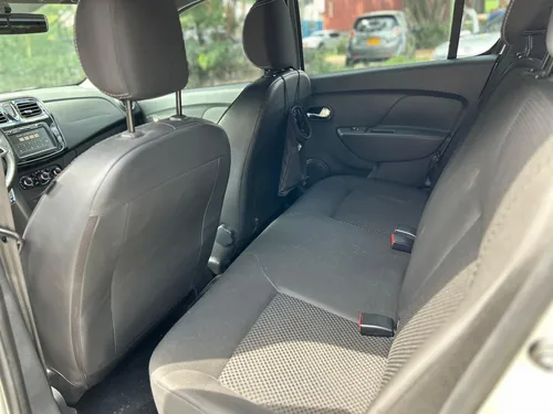 Renault Sandero 1.6 Authentique / Life