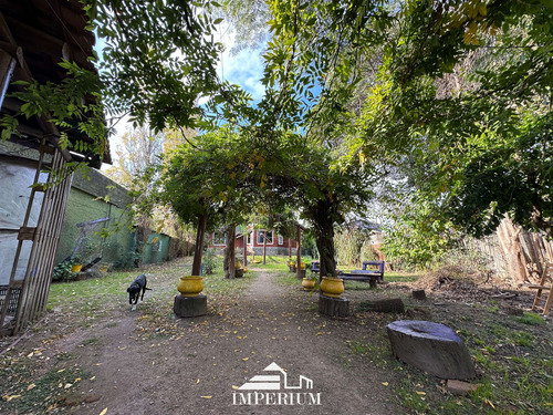 Hermosa Cabaña Con Gran Terreno En Avenida Lezica
