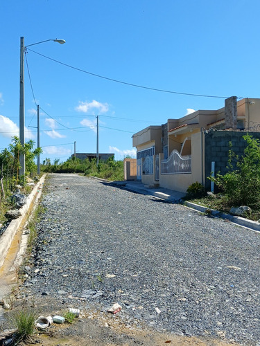 Solares Economicos En Villa Mella Con Titulos Deslindados.