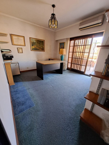 Hermoso Chalet 4 Amb Garaje 3 Baños - Fondito Libre -
