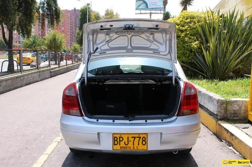 Chevrolet Corsa 1.8 Gls Evolution Mt