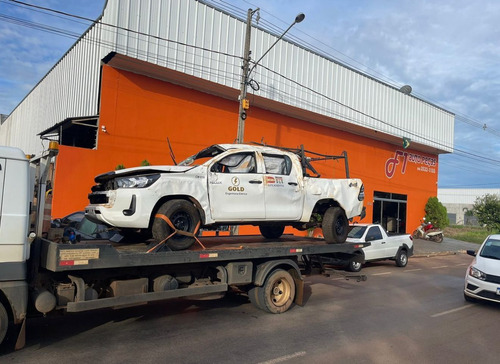 (15) Sucata Toyota Hilux 2022 2023 (retirada Peças)