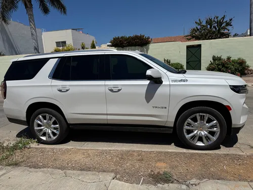 Chevrolet Tahoe 6.2 High Country 4X4 At