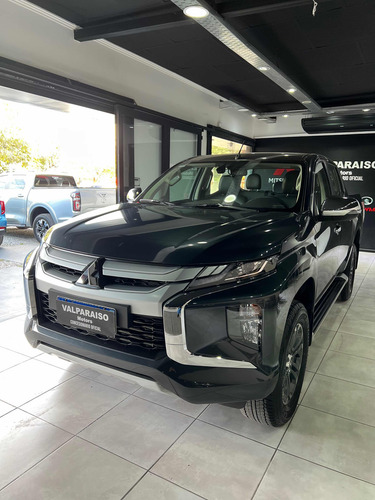 Mitsubishi L200 2.4 Di-d High Power 181cv Cuero